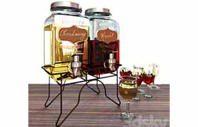 Dispencers with white and red wine