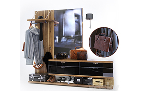 Entrance hall with filling